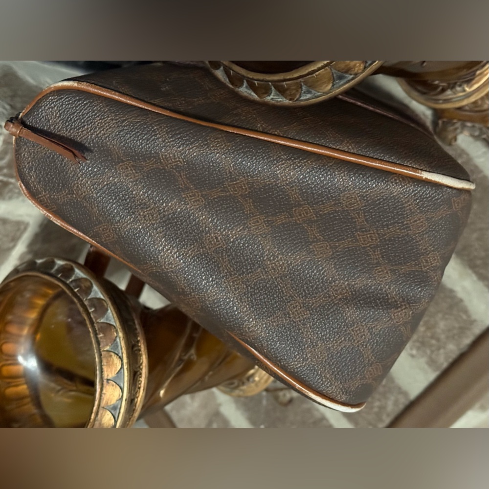Bally Two-Tone Brown Leather Boston Bag - Picture 9 of 16